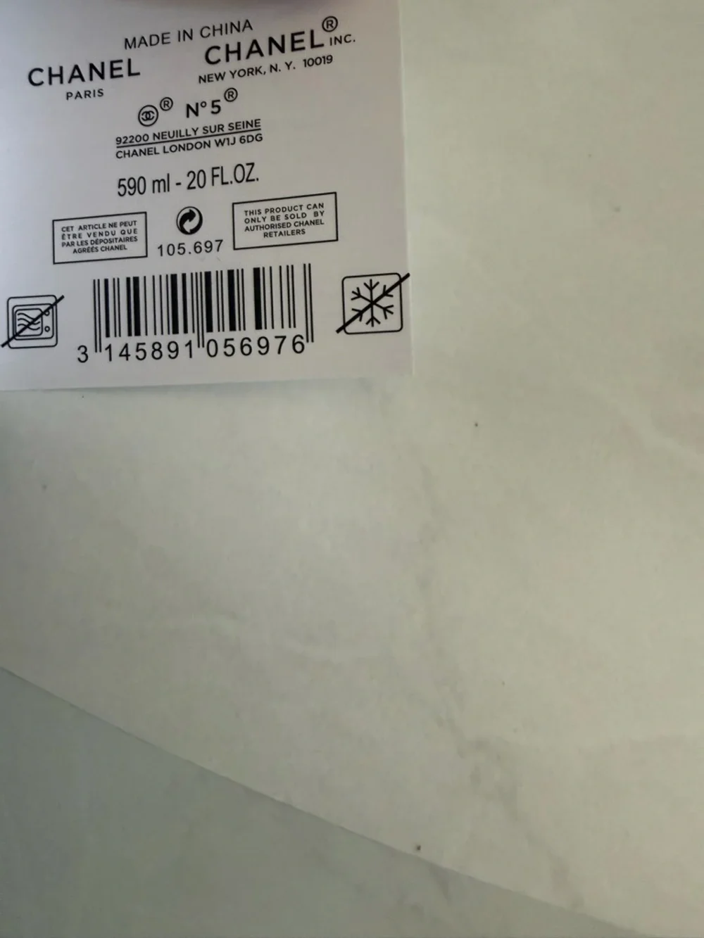 CHANEL White Bottle Label with Black Logo Text - Picture 4 of 5